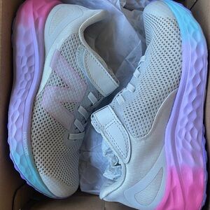 New Balance Kids' Sneakers - White with Pink and Blue Gradient Fresh Foam Arishi
